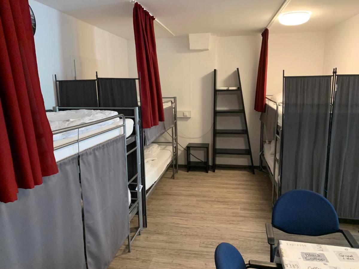 Hostel Am Ostentor Регенсбург Экстерьер фото