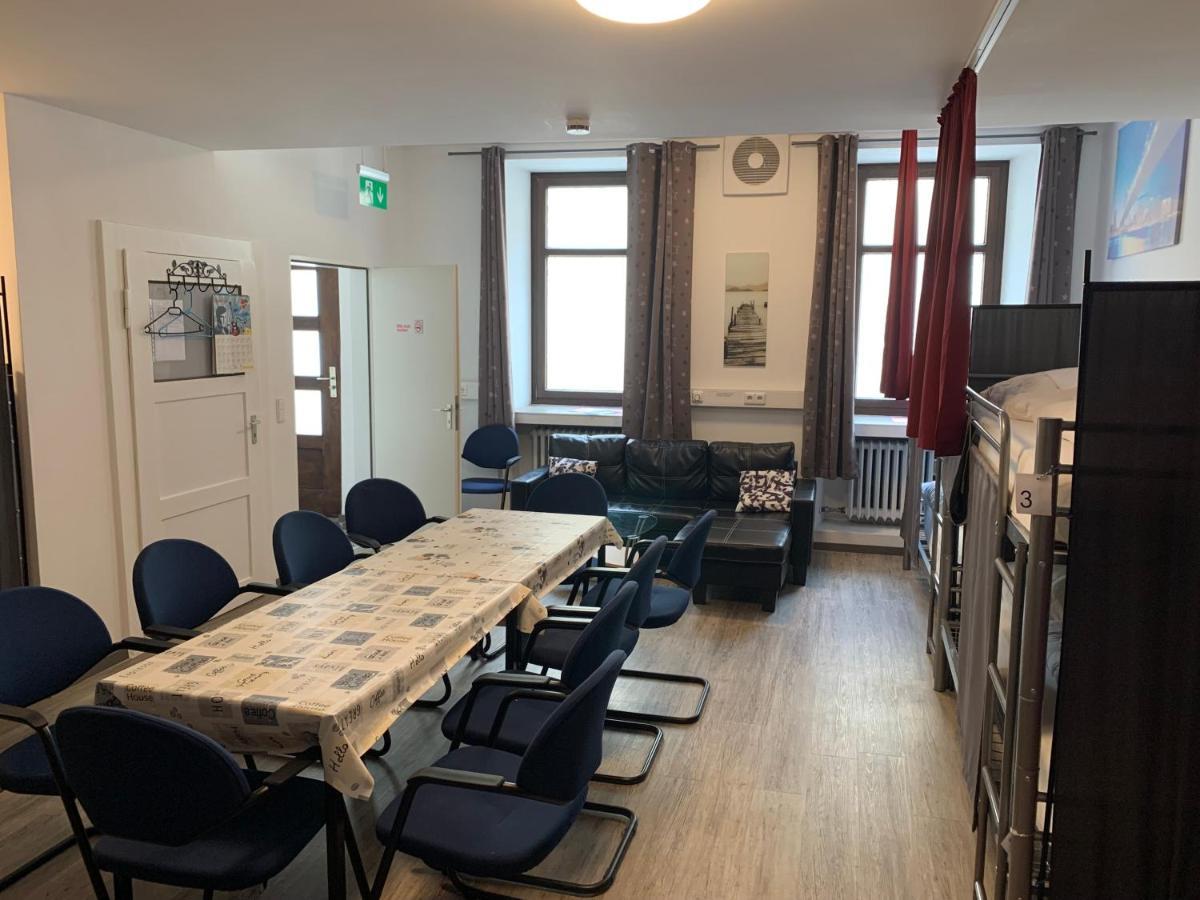 Hostel Am Ostentor Регенсбург Экстерьер фото