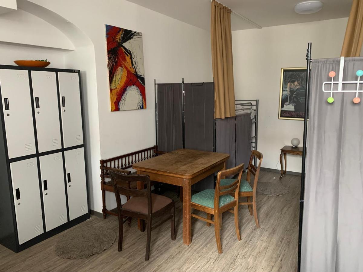 Hostel Am Ostentor Регенсбург Экстерьер фото