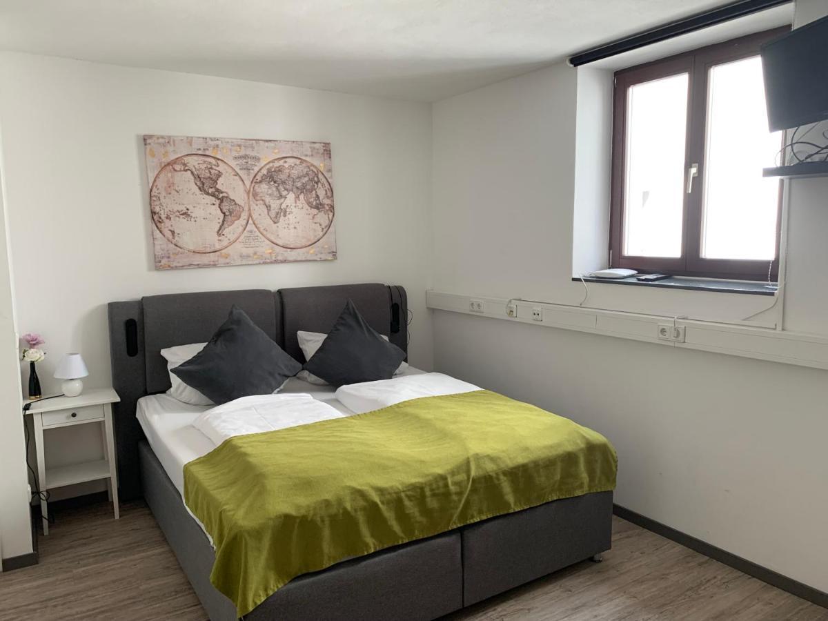 Hostel Am Ostentor Регенсбург Экстерьер фото