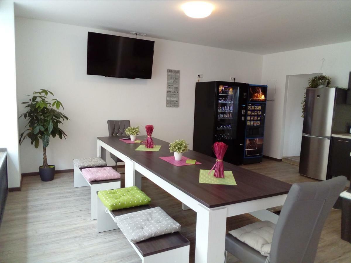 Hostel Am Ostentor Регенсбург Экстерьер фото